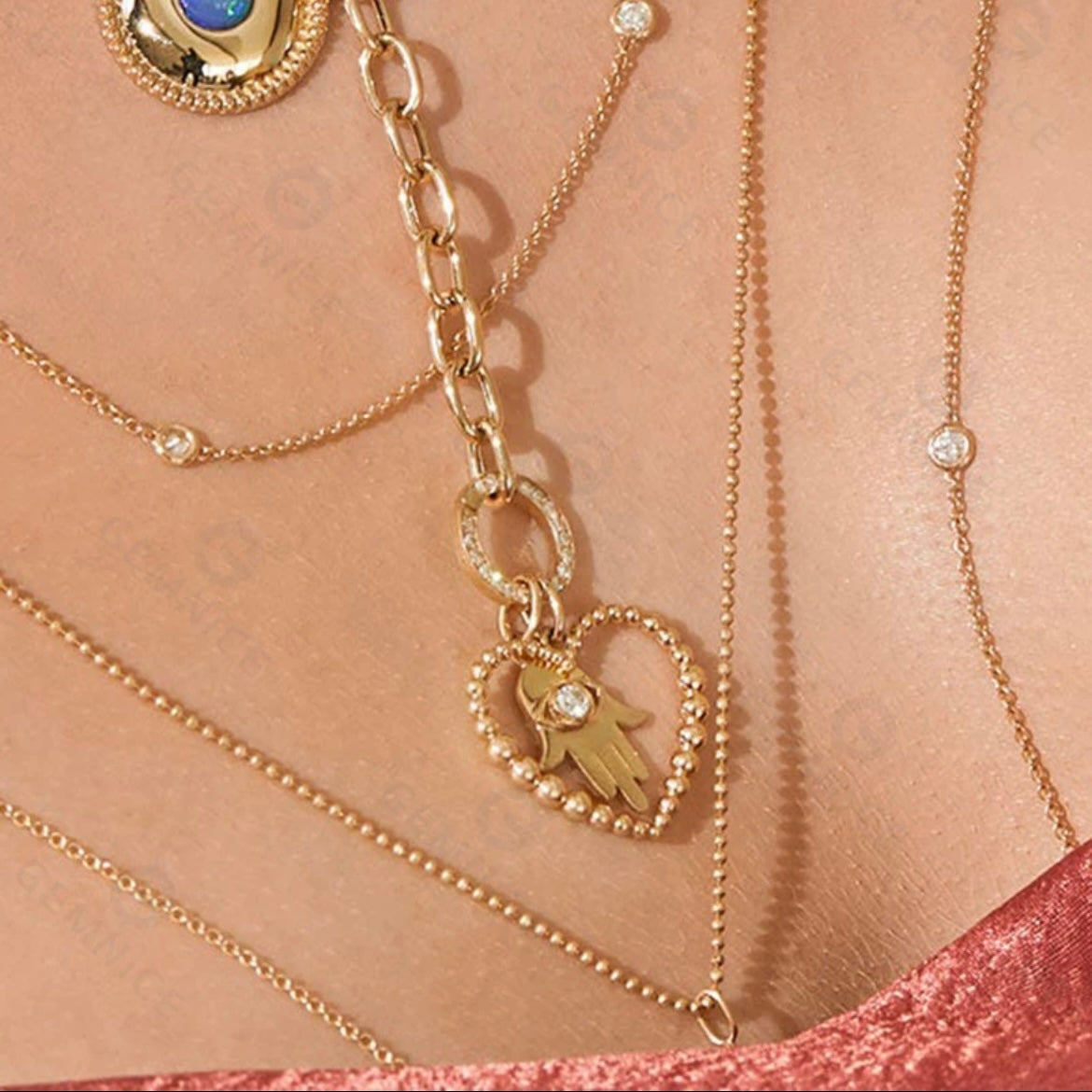 Hamsa charm image 2