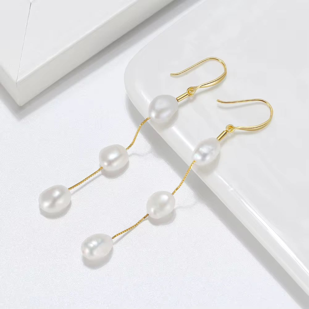Pearl Dangling Earrings