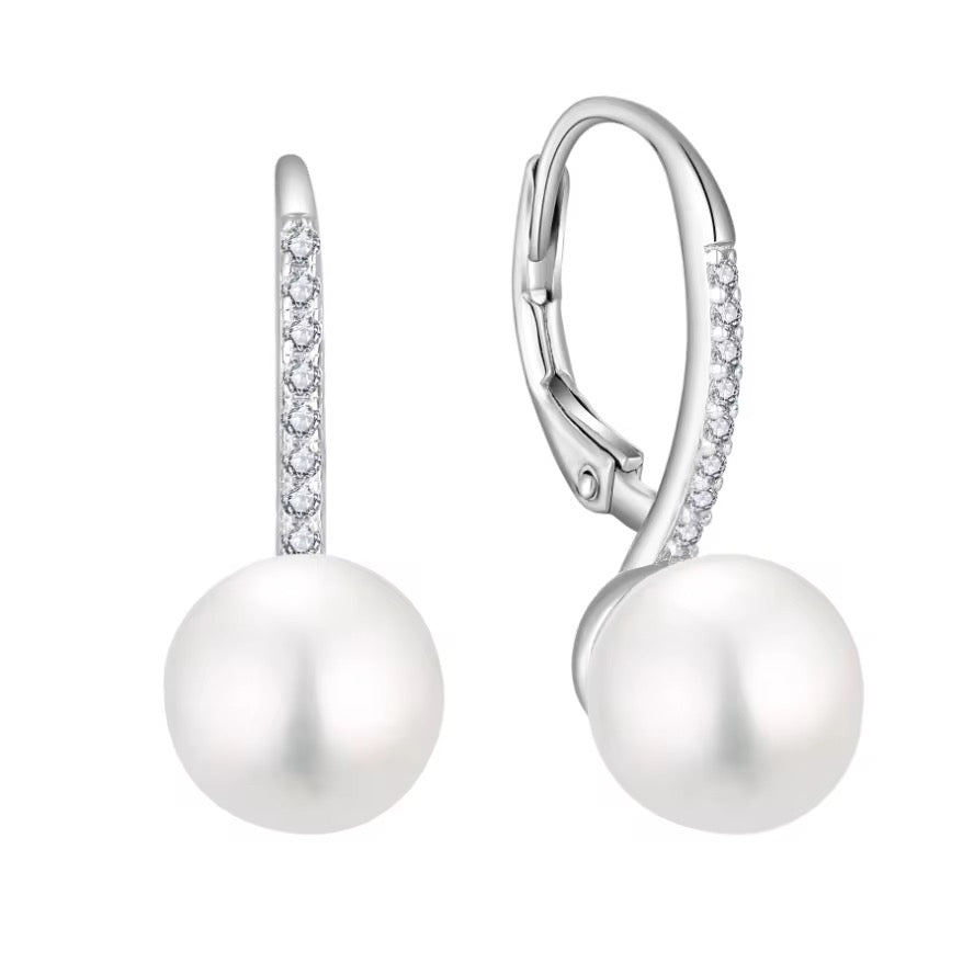 Button Shape Pearl Earrings
