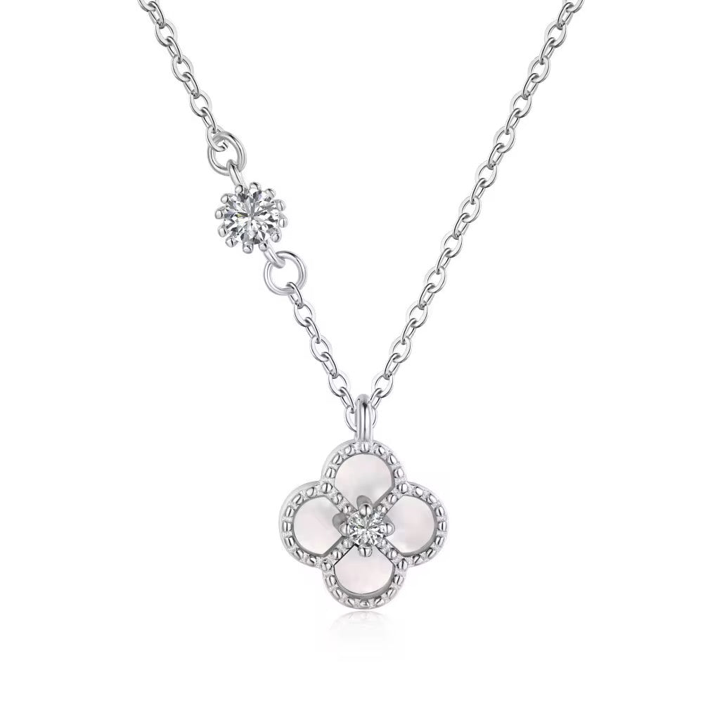 Four-Leaf-Clover Necklace