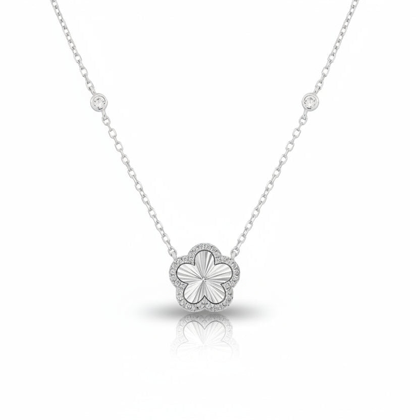 Five-Petal Flower Necklace