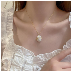 Pearl Hug Pendant Necklace