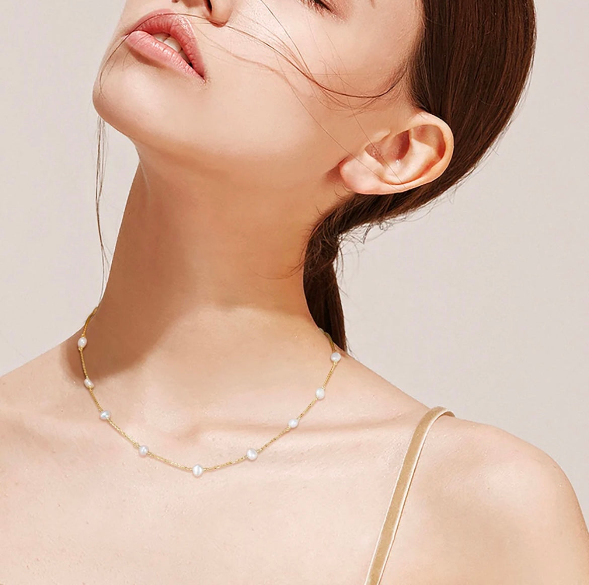 Pearl Necklace image 1