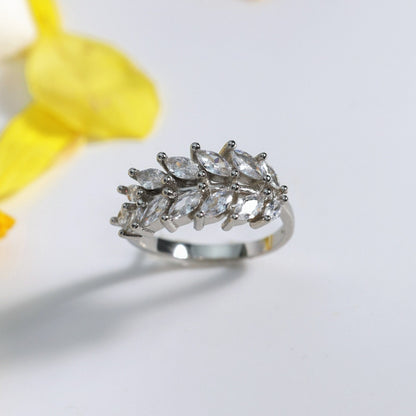 Large Wreath Crytal Ring image 0