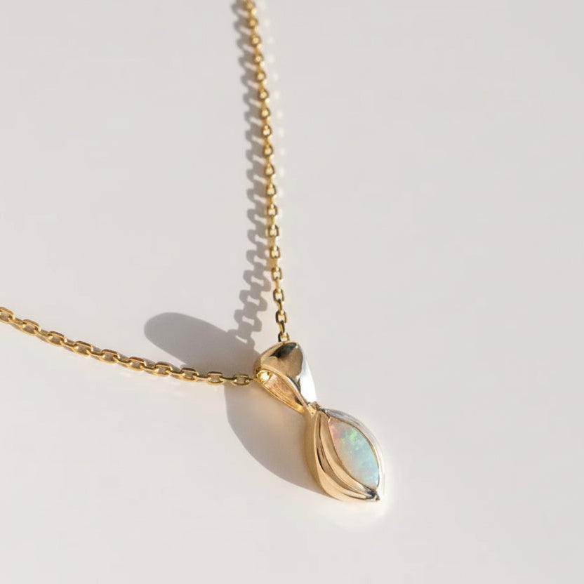 Opal Pendant Necklace  image 0