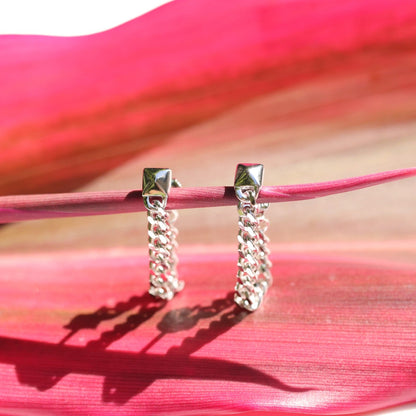 Link Chain Drop Tassel Stud image 0