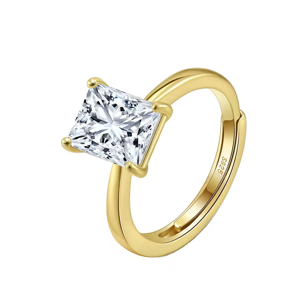 Four Claw Ring