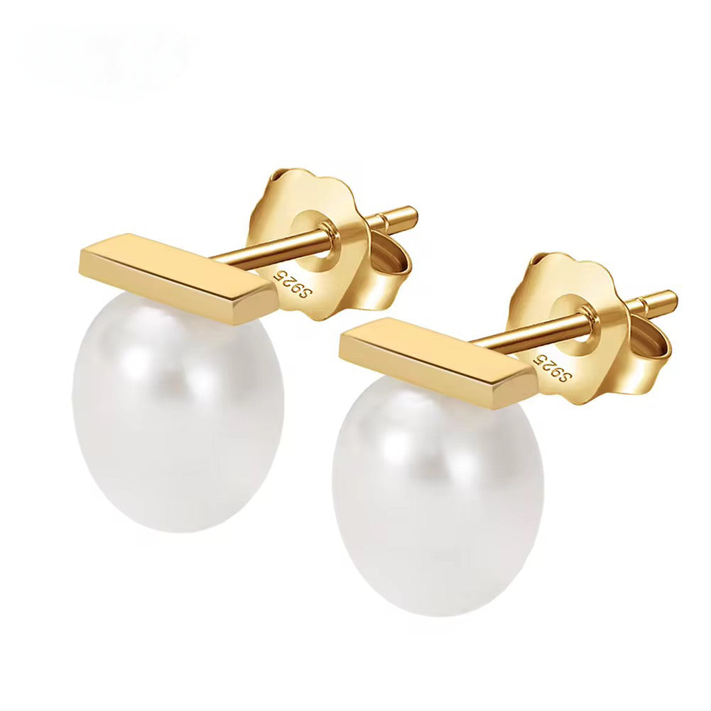 Pearl Stud