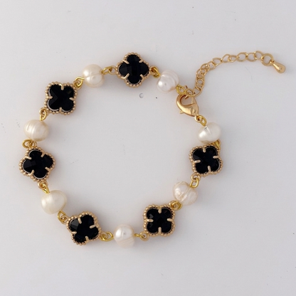 Black Clover Pearl Bracelet