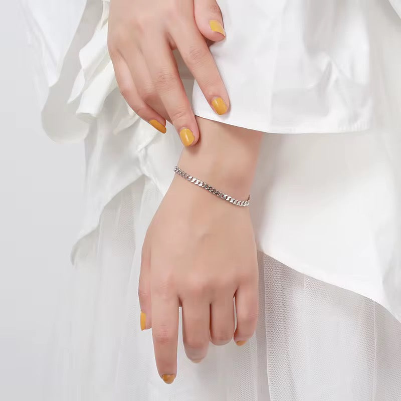 Curb Chain Bracelet
