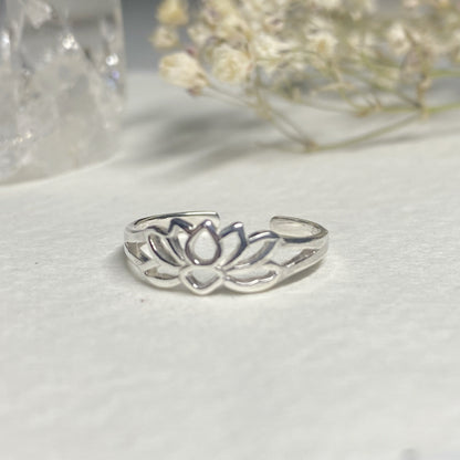 Lotus Toe Ring — Sterling Silver