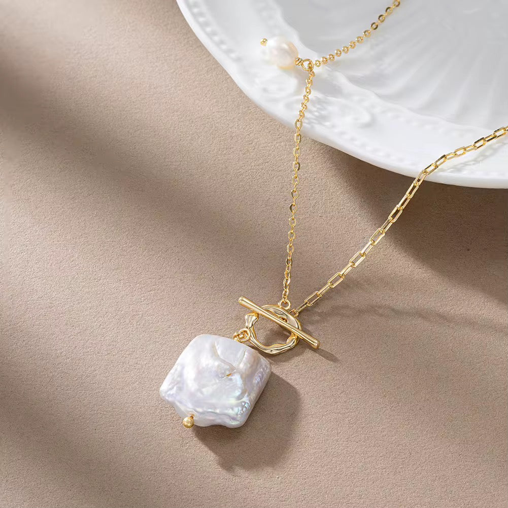 Baroque Pearl Necklace