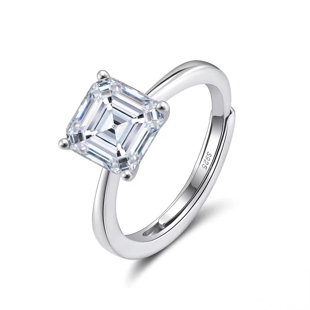 Four Claw Ring