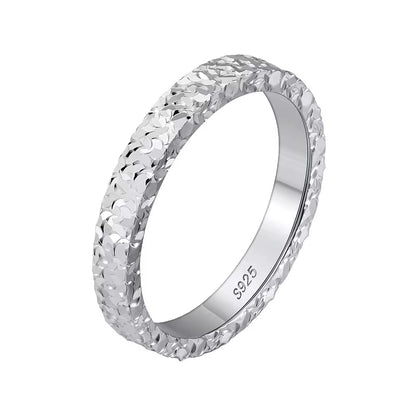 Hammer Pattern Sparkling Ring