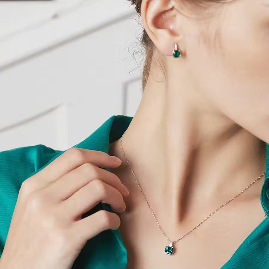 Emerald Green Necklace