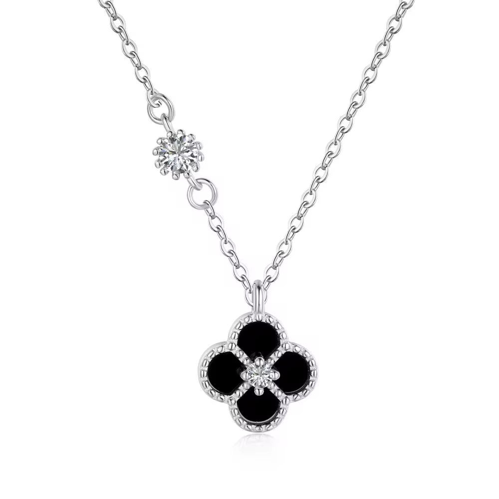 Four-Leaf-Clover Necklace