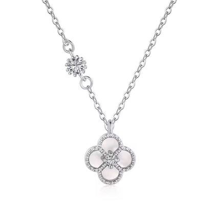 Four-Leaf-Clover Necklace