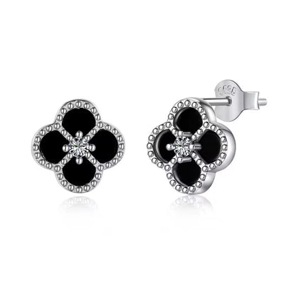Four-Leaf-Clover Stud