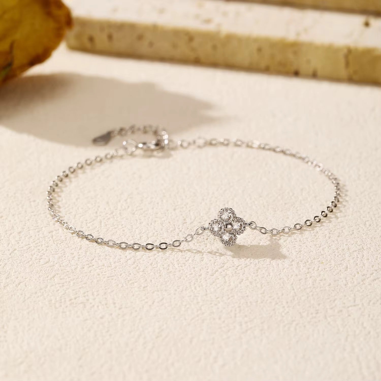 Four-Leaf-Clover Bracelet