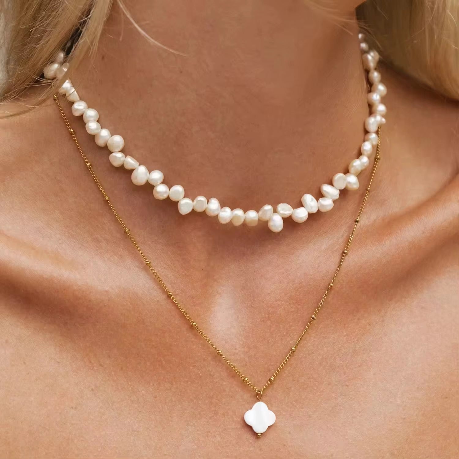 Pearl Choker