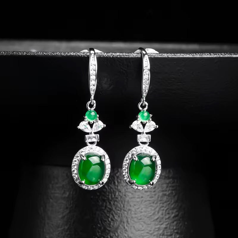 Emerald green Drop Earrings