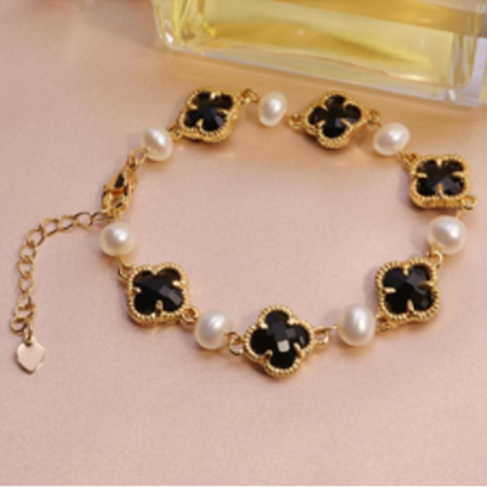 Black Clover Pearl Bracelet