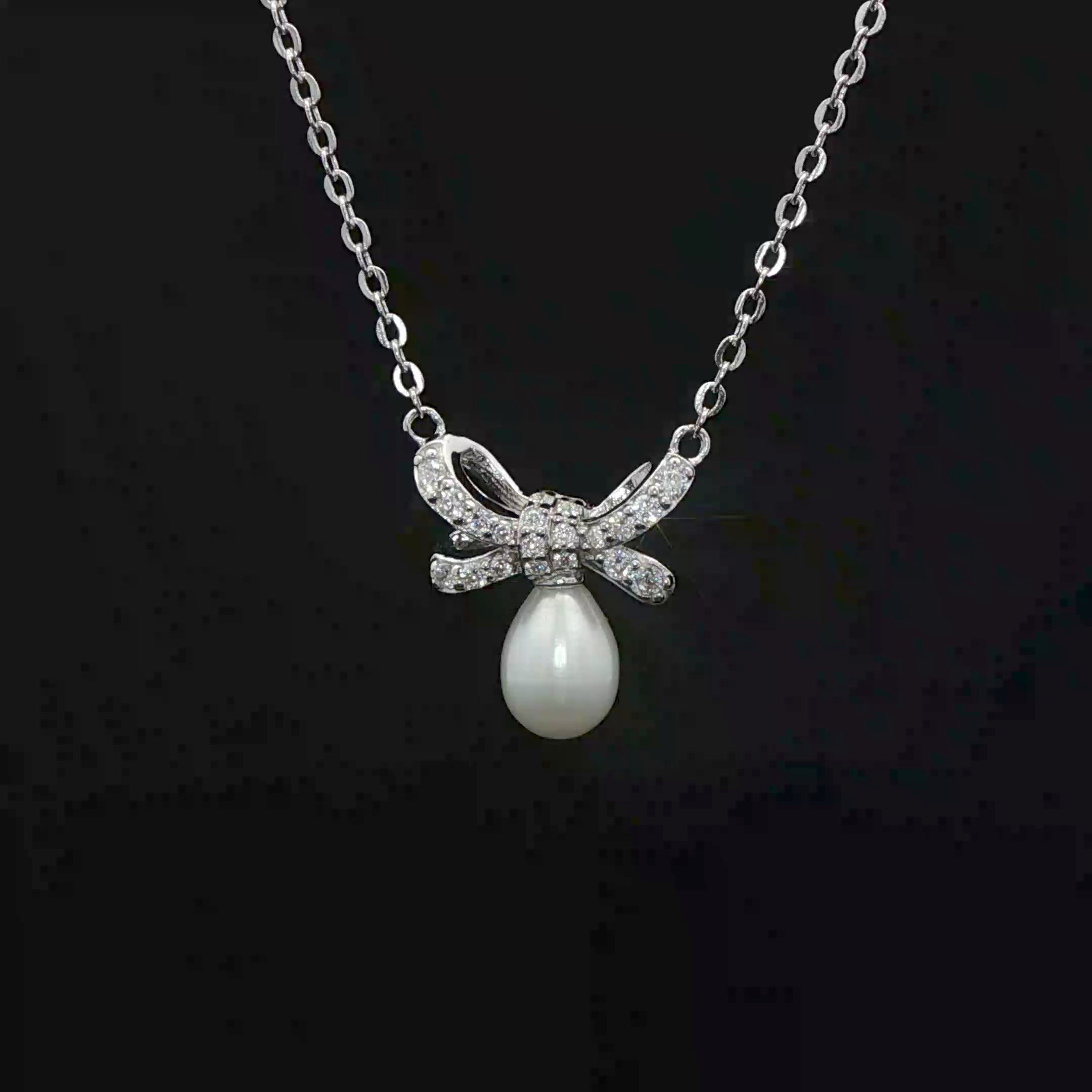 Pearl Necklace