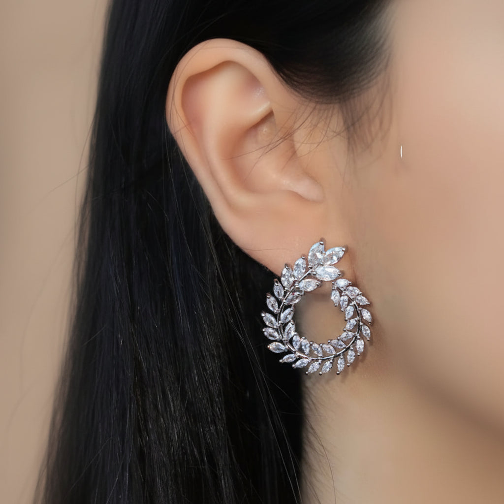 Large Wreath Crytal Earrings, Pendant image 1